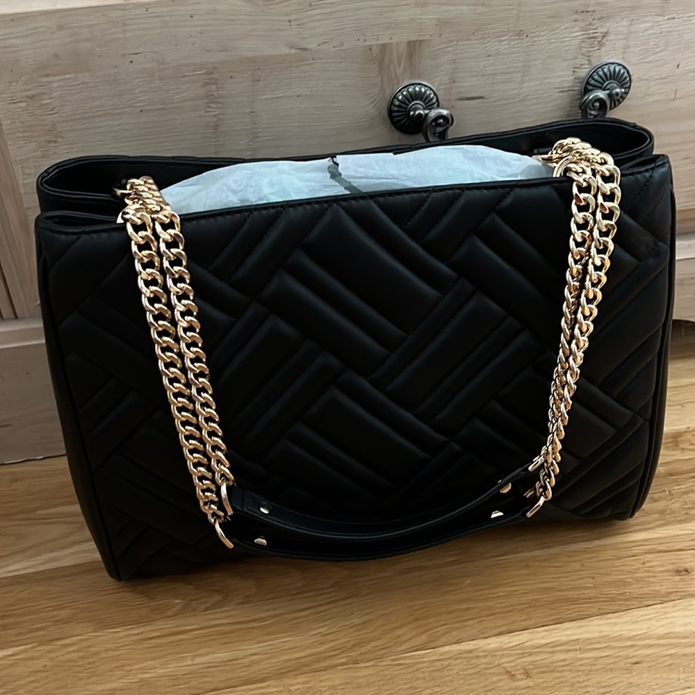 NVW Michael Kors Bag - Picture 4 of 7